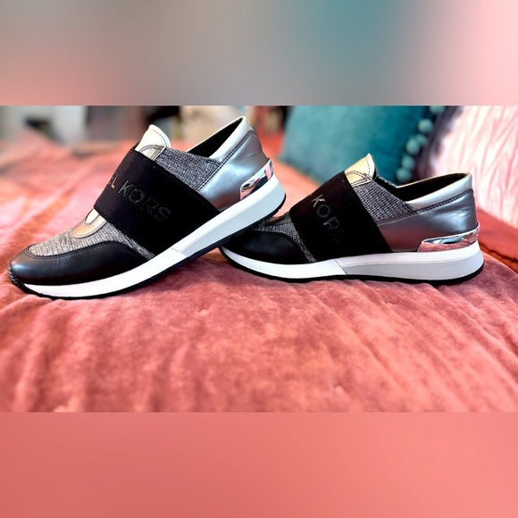 Michael KORS FELIX SILVER LUREX GLITTER Chain Mesh LOGO Sneakers - Picture 1 of 9